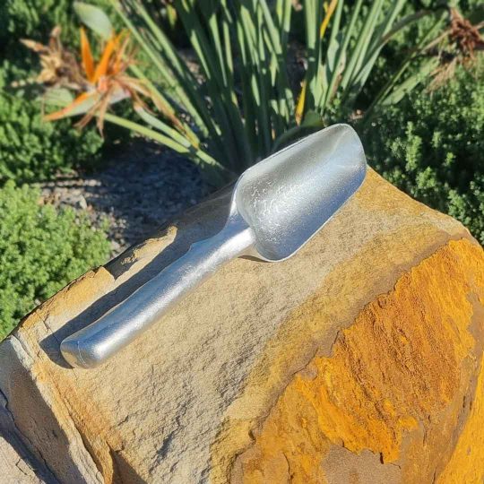 The Wide Gardening Trowel — Garden Tools Australia — Tough